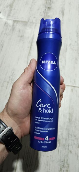 IVEA Care & Hold Lakier do włosów 250 ml z Niemiec