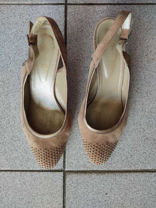 Sandália de festa com tacão