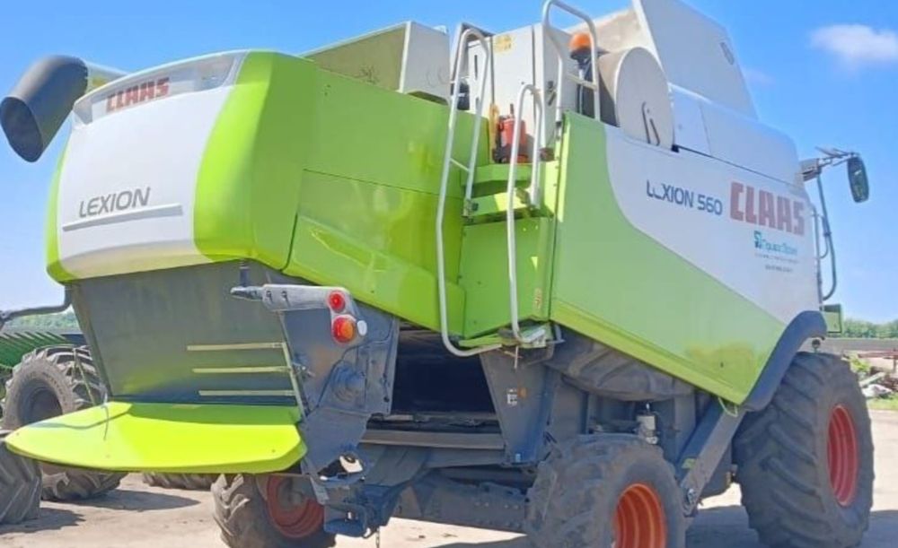 Комбайн CLAAS LEXION 560