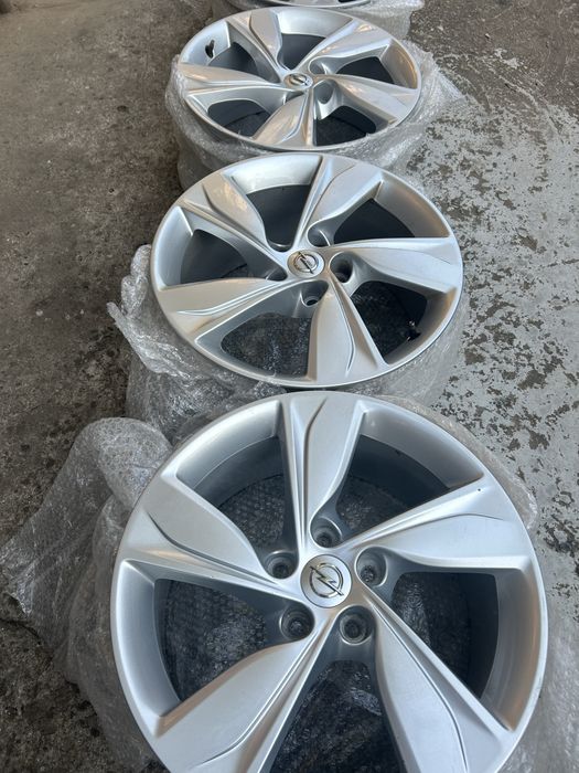 Диск на Opel insignia b 5x115r18