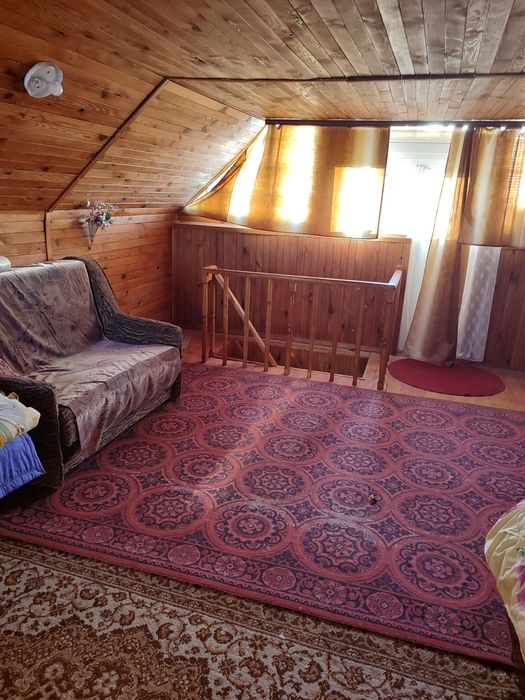 Продам дачу в солов'їній рощі.