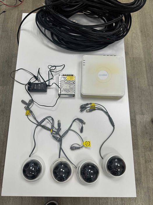 Система видео наблюдения Hikvision 4 камеры