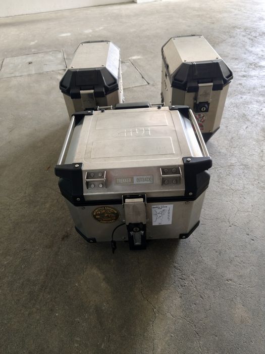 Givi top case trekker 42'L e malas laterais Kappa alumínio 36 L