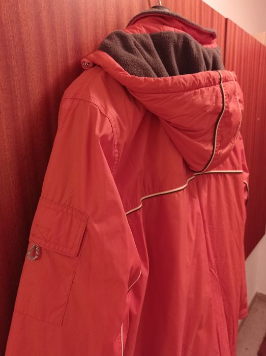 Blusão  Waikiki com carapuço