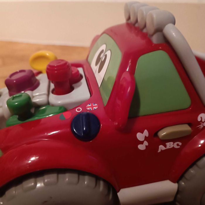 Carro Chicco portugues e inglês