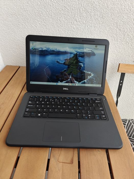 Dell 3310 | Ekran dotykowy | i3 8. gen | 4GB RAM | SSD 128GB | Win 11