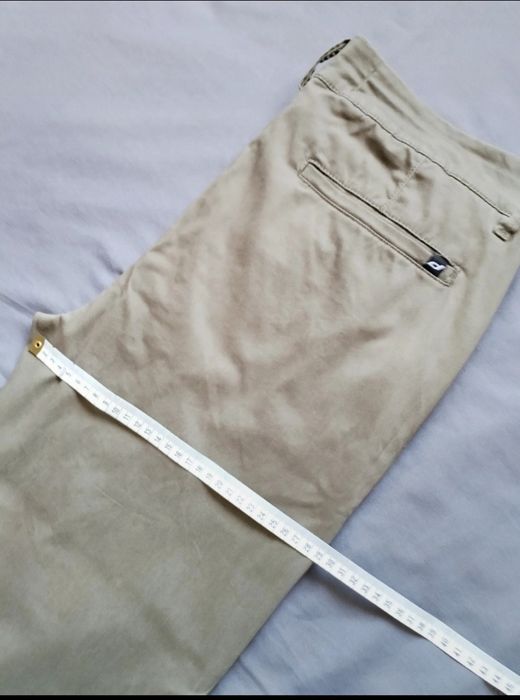 Nowe Chinosy Diverse 32