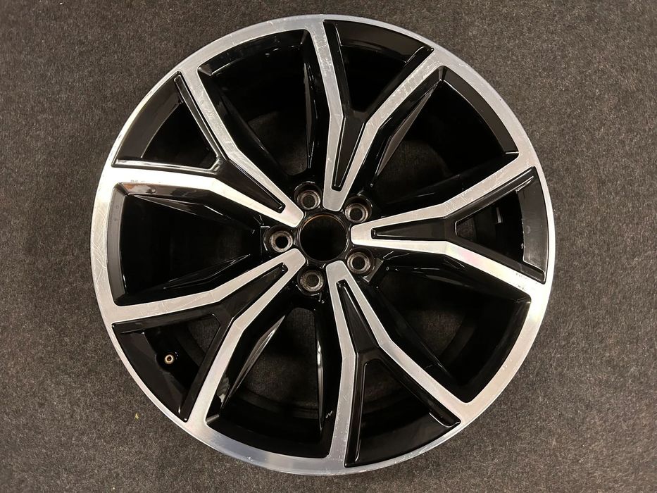 Alufelga VW T-Cross 18 cali 5x100 1szt. 2GM601025F