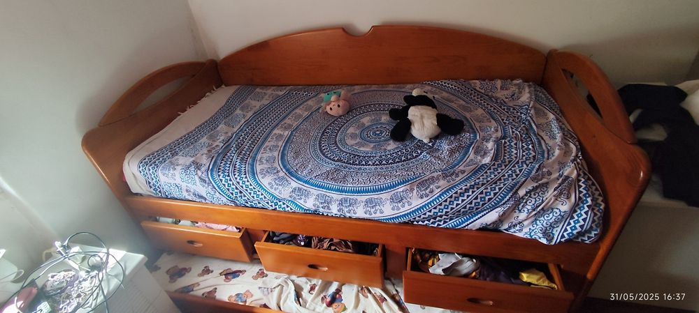 Cama duplae roupeiro