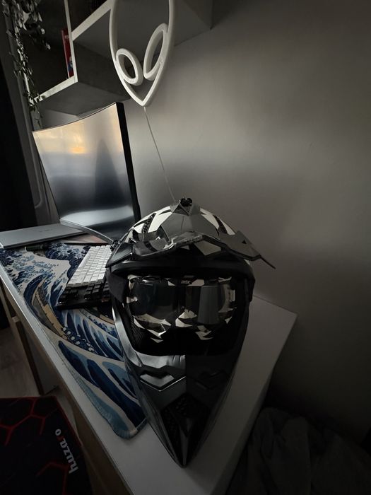 Kask na crossa IMX