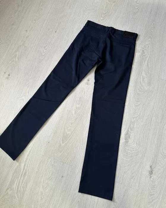 Чоловічі брюки синього кольору