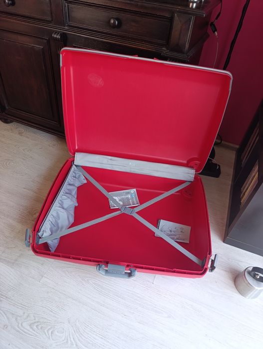 Walizka podróżna Samsonite,, pancerna "