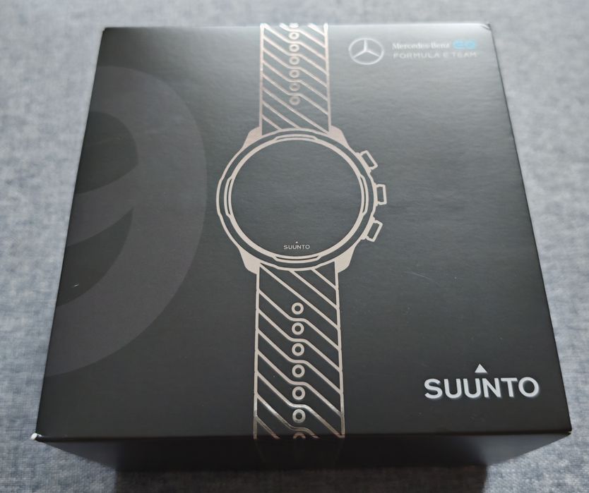 Suunto 9 Baro Titanium Sapphire Mercedes-Benz EQ FORMULA E