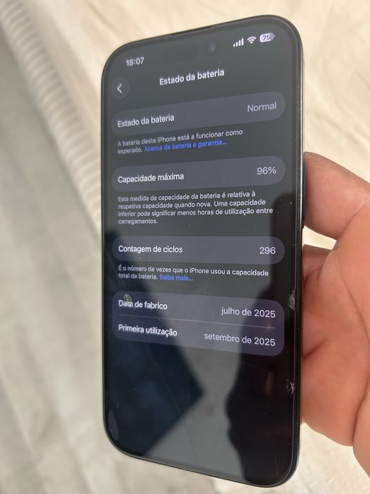 Iphone 16 pro semi novo