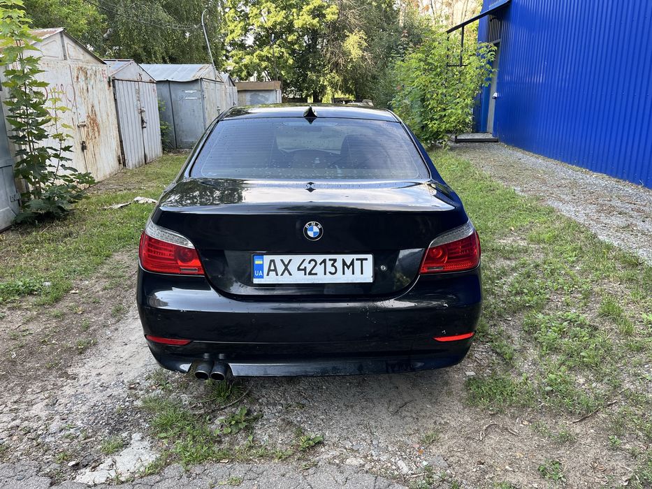 Продаю BMW E60 2003