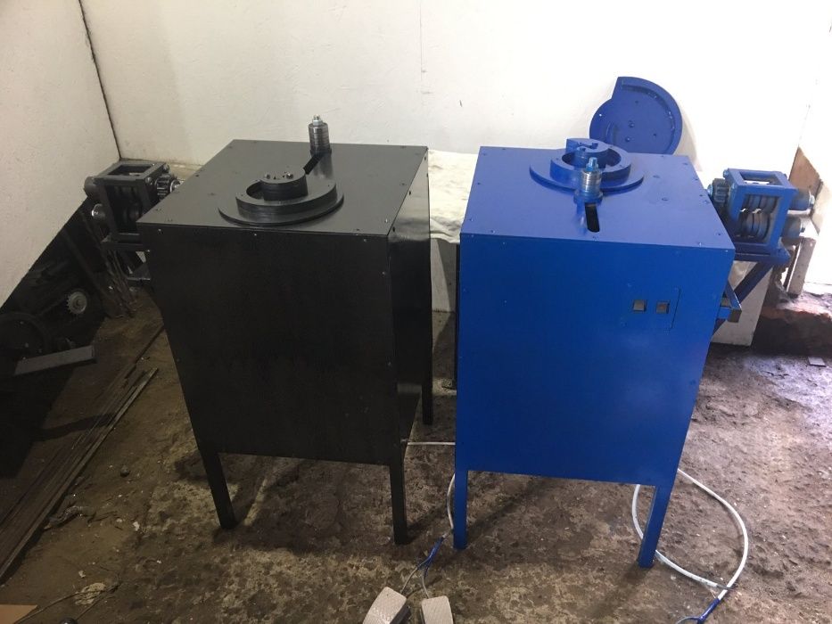 Станок для холодной ковки горизонтальная улитка