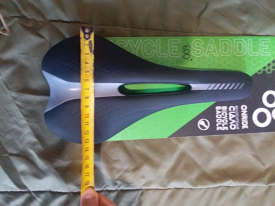 Седла новые велосипедные