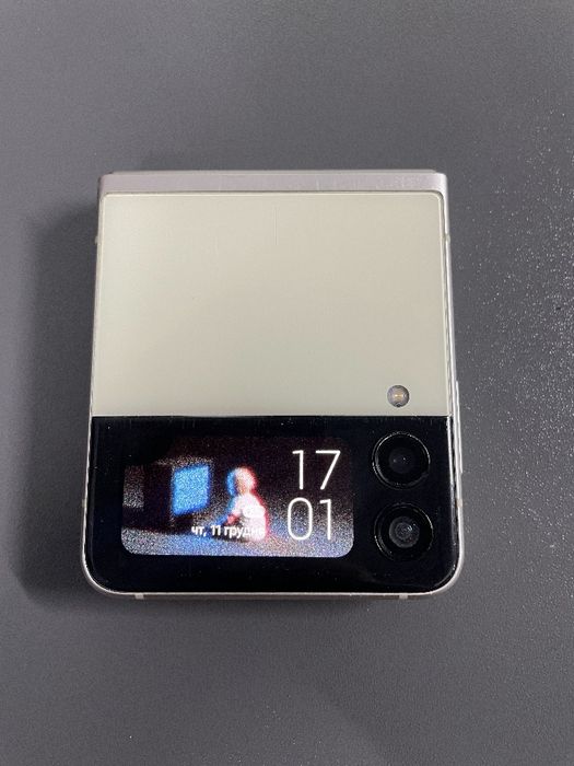Samsung Galaxy Z Flip 3 128ГБ