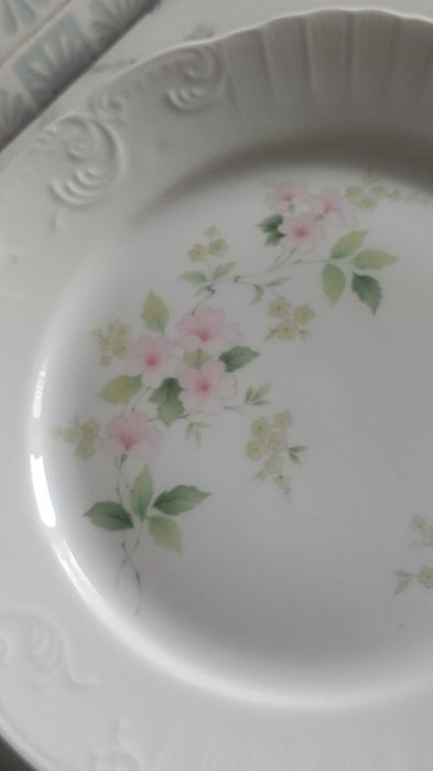 Coleção de pratos Vista Alegre