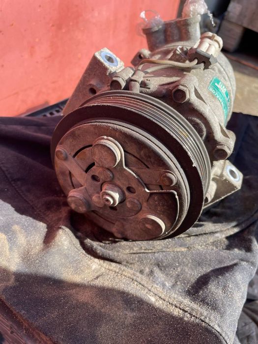 Компресор насос кондиціонера GM13208187 OPEL VECTRA C 2.2 бензин ,Опель Вектра С