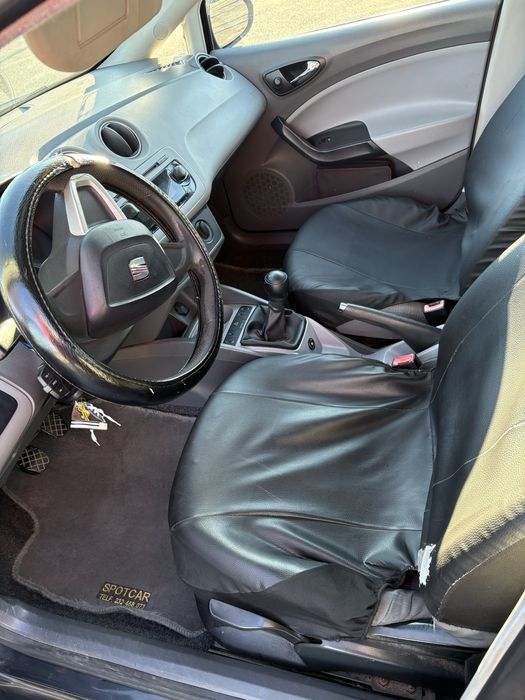 Seat Ibiza 2008 GPL – Excelente para uso diário