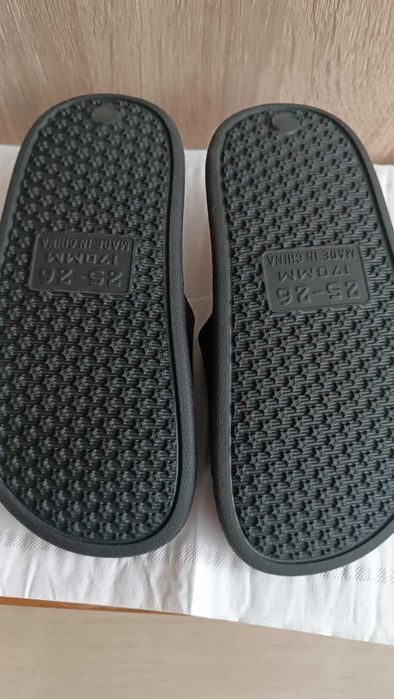 Klapki dziecięce roz. 25/26