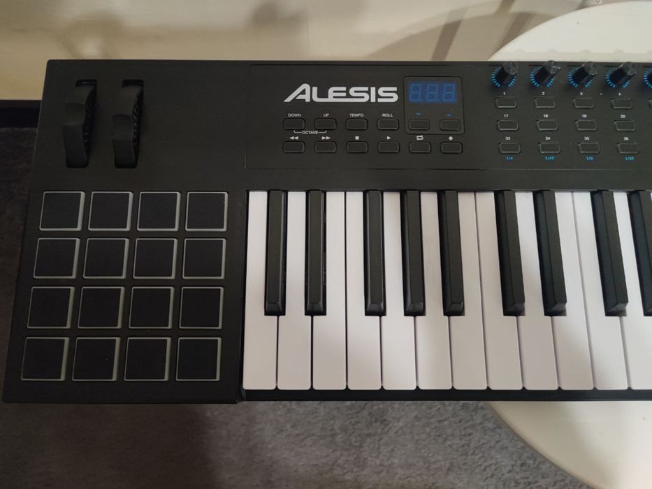 MIDI-клавіатура Alesis VI61 /Пиано/Piano/Миди