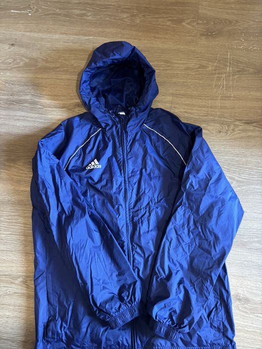 Kurtka  adidas .