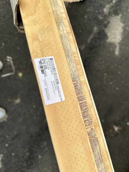 Плінтус натуральне дерево Білесий Дуб Italy