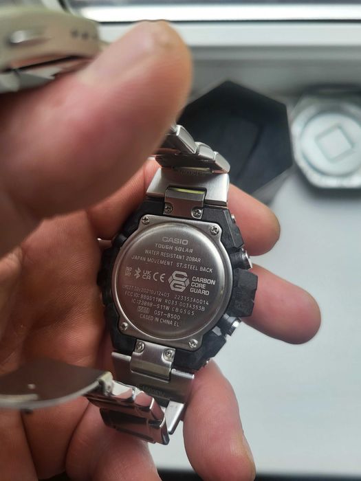 Casio G-SHOCK GST-B500D-1A гарний стан офіційно куплен в Україні
