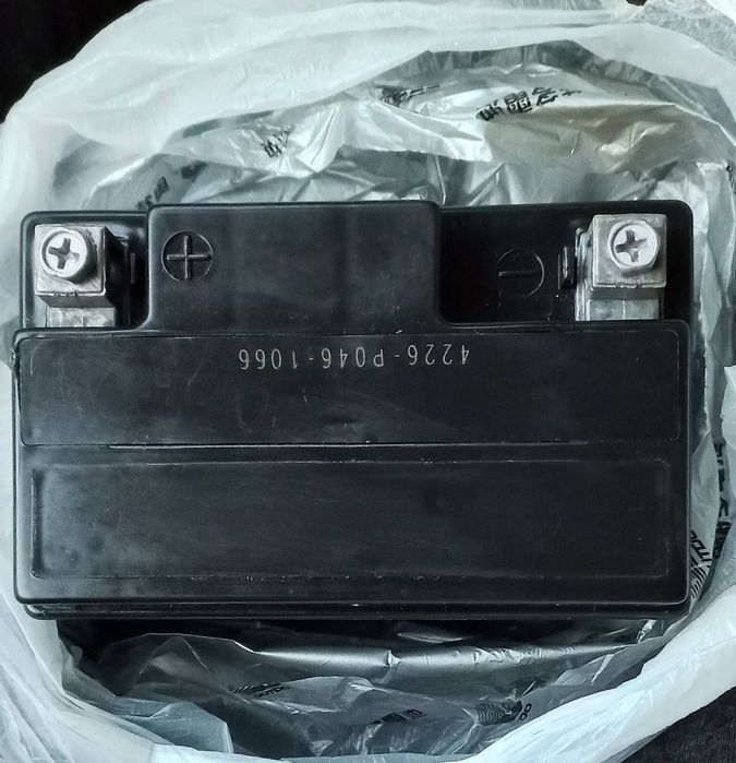 Акумулятор для мотоциклів та скутерів 7 Ah 12 V новий