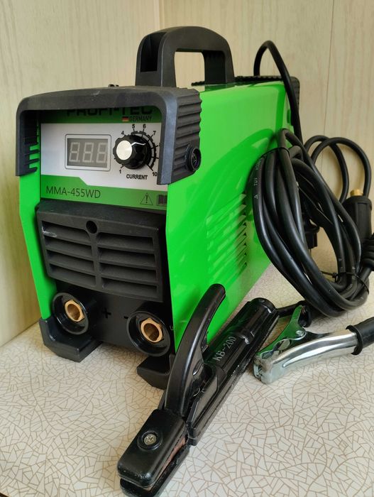 Зварювальний апарат інверторного типу PROFI-TEC PMMA-455WD
