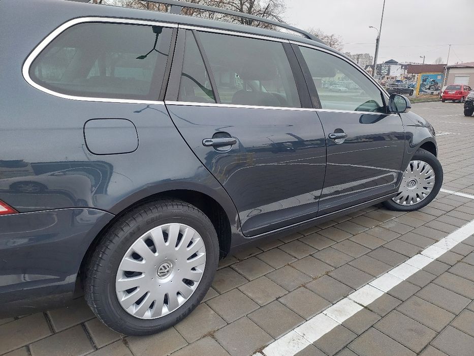 продам Свіжопригнаний автомобіль