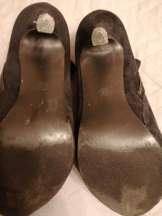 Botki czarne szpilki 39/25 cm