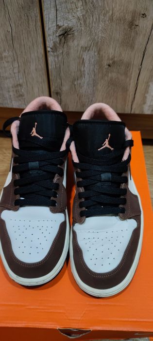 Jordan 1 low Mocha