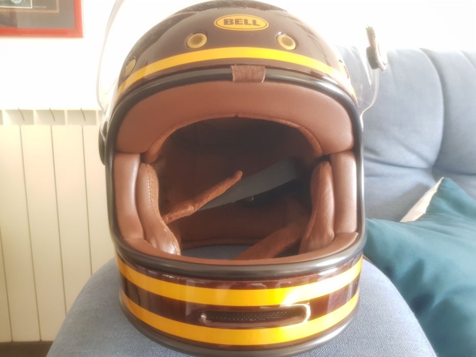 Bell Buell Bullitt Carbon