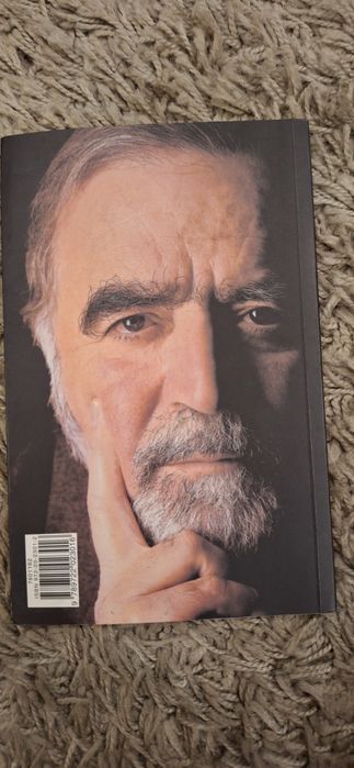 Cão  como nós- Manuel Alegre.