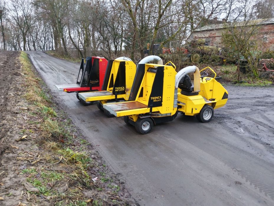 Ścielarka do słomy Samojezdna TWINCA Mighty  / rozrzutnik słomy spalin