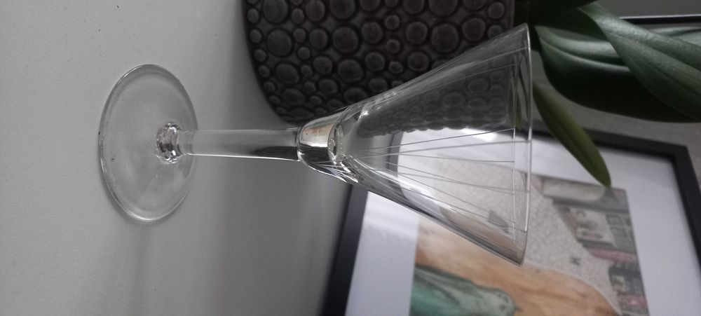 kieliszki do martini małe cena za całość 11 szt