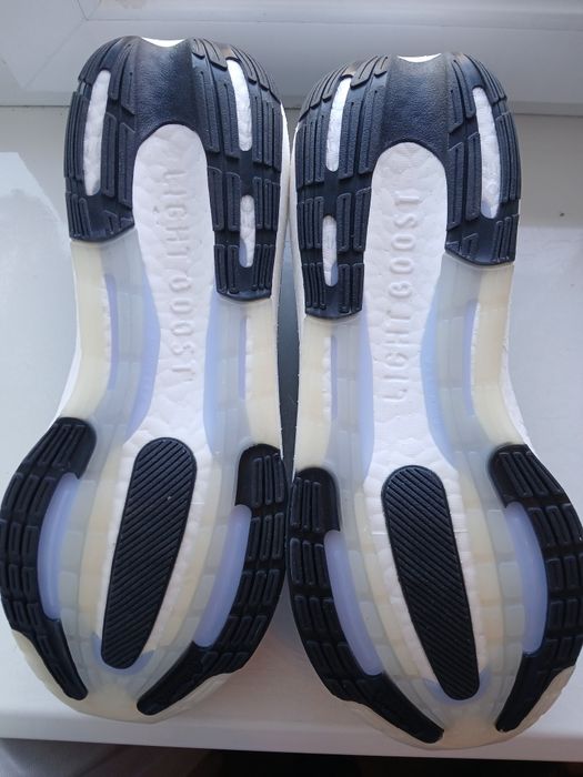 Adidas light boost 47 розмір.