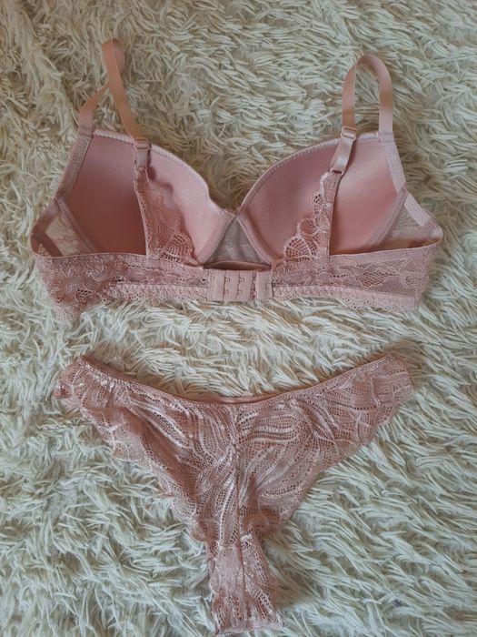 Комплект білизни