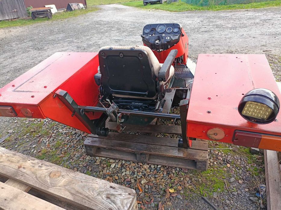 podest zetor konsola błotniki pedały kabrio 7211,7011,5211,5011,6011