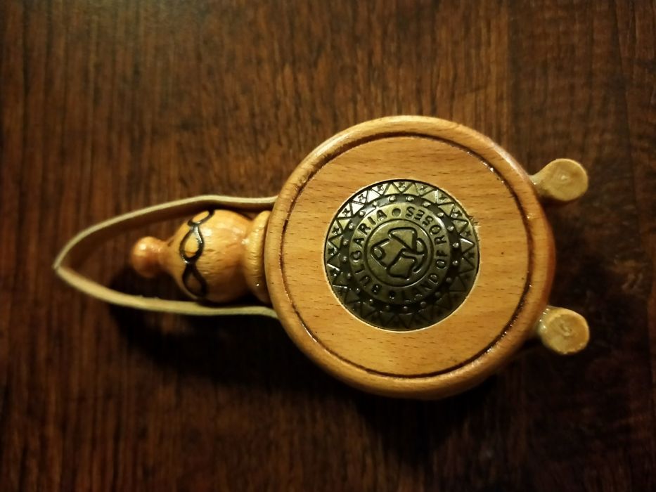 Ozdobny drewniany bukłak