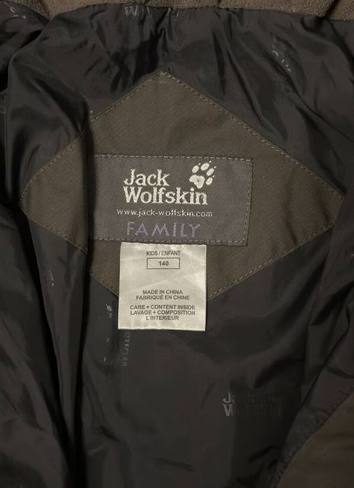 Еврозима пальто jack wolfskin 9-10 лет