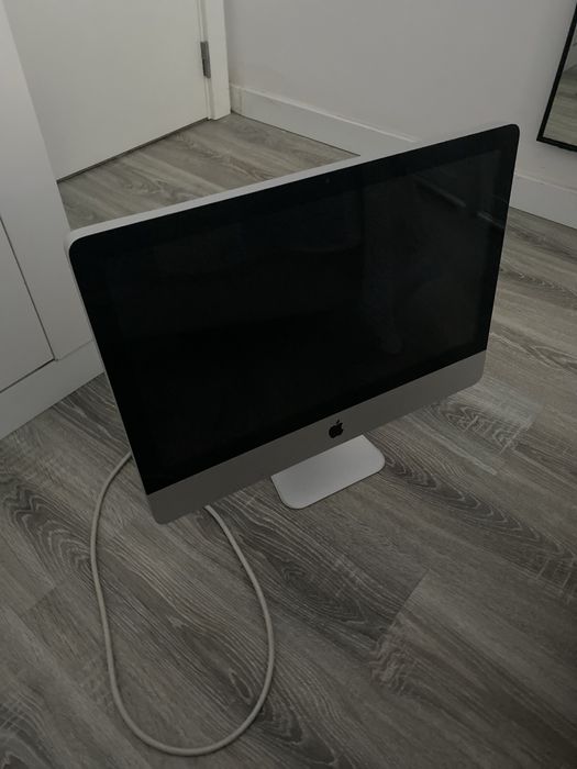 IMac high sierra/ i3/ 4gb ram/ 500gb hd/ ATI Radeon HD 4670