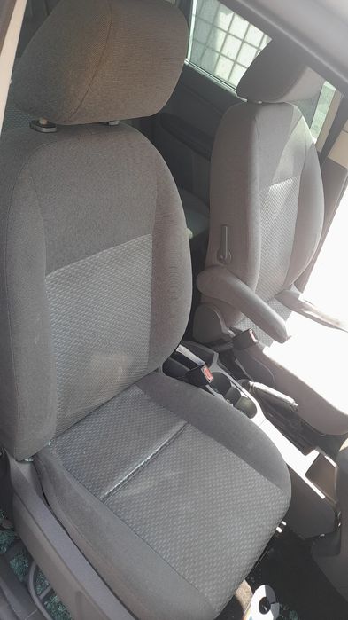 Banco frente direito FORD C-Max (DM2)