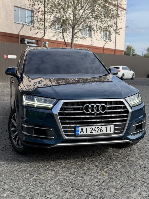 Audi   Q7  2018