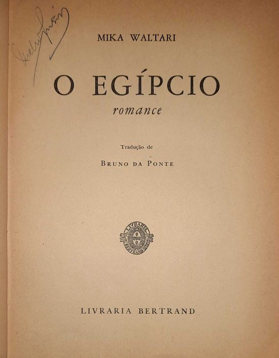 Livros: "A Bagaceira"; "O Egipcio"; "Sorge o Espião do Século"