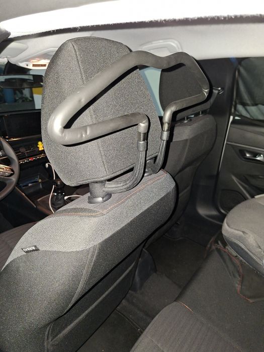 Cabide umiversal Auto