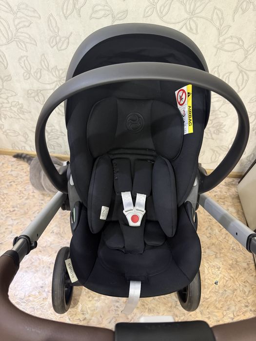 Автокрісло Cybex Cloud G